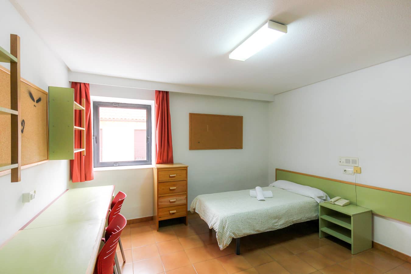 residencia universitaria salamanca 83